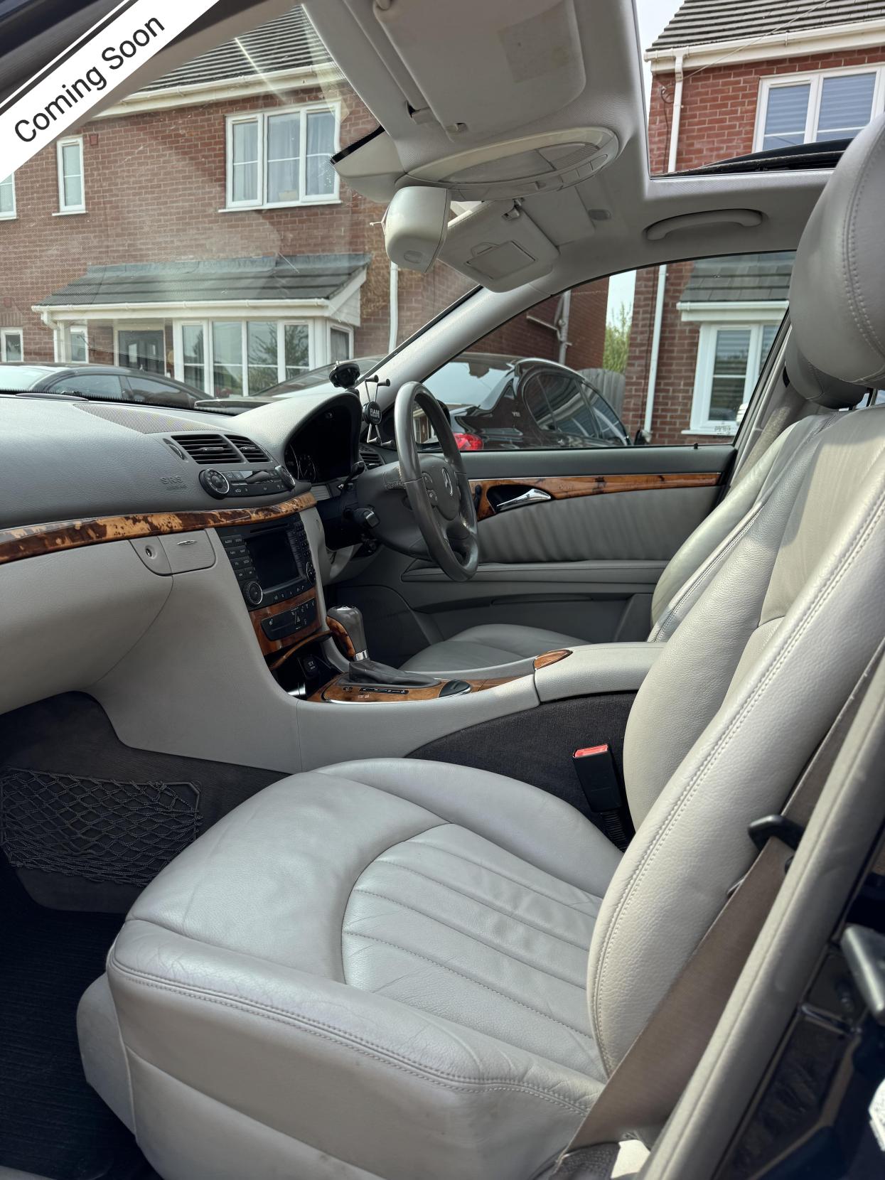 Mercedes-Benz E 320 CDI Elegance 7G Tronic (7 Seat) 3.0 Elegance W211 (2002-2009)